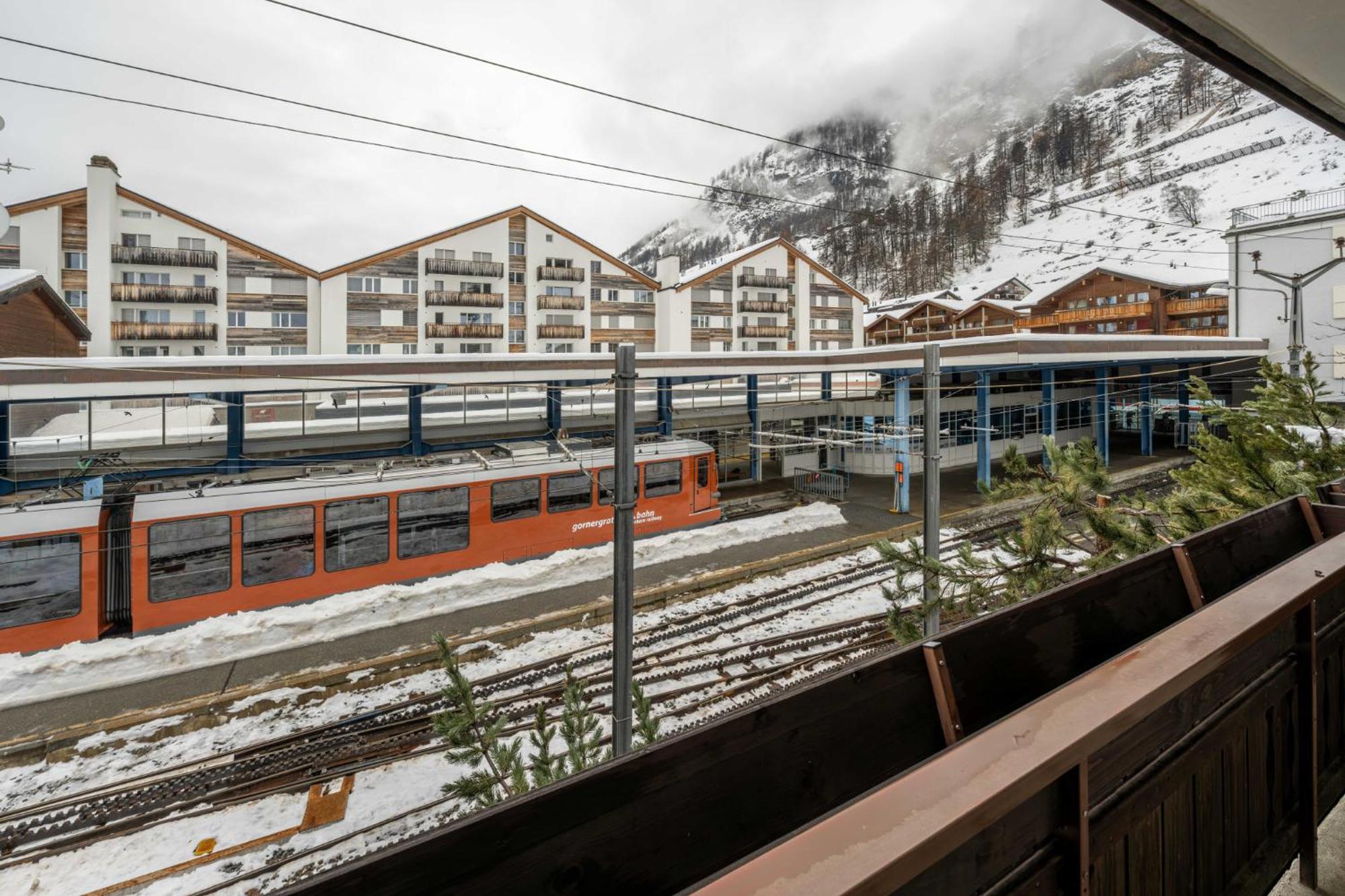 Hotel Sarazena Zermatt Exterior foto